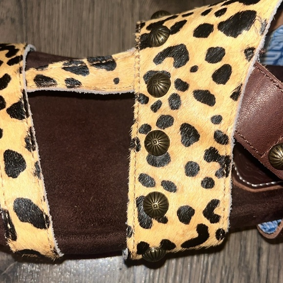 Dingo women’s Sage Brush Leopard Print Sandals with Brown Accents size 7 - Picture 4 of 12